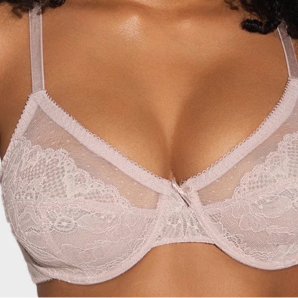 Elegant minimizer Lace Underwire Bra in Soft Pink from Shecurve
